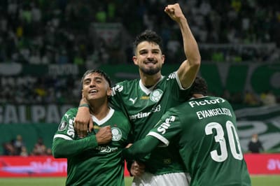 Invasão de Leila na Coletiva: Abel Ferreira se Emociona Após Virada Histórica do Palmeiras na Libertadores — F0 9F 9B 91 ao vivo