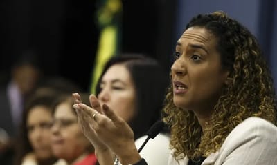 Anielle depõe na PF em inquérito sobre denúncias contra Silvio Almeida — 36