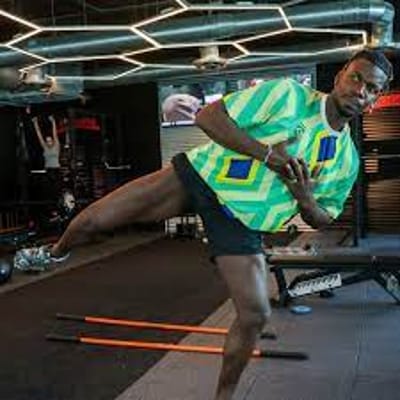 Pogba veste camisa do Brasil e torcida do Corinthians 'invade' suas redes sociais — 16