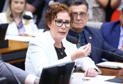 "TRE-SP cassa mandato de Carla Zambelli por 5 votos a 2: Entenda o caso de abuso de poder político e inelegibilidade por 8 anos" "TRE-SP cassa mandato de Carla Zambelli por 5 votos a 2: Entenda o caso de abuso de poder político e inelegibilidade por 8 anos" — tre sp cassa mandato