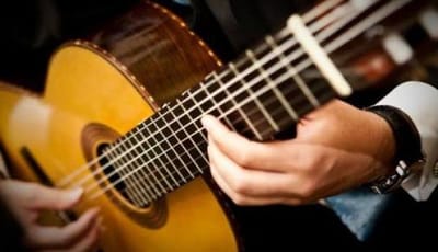 Prefeitura recebe inscrições de jovens para cursos de atendimento ao público, teatro, violão e canto — 522