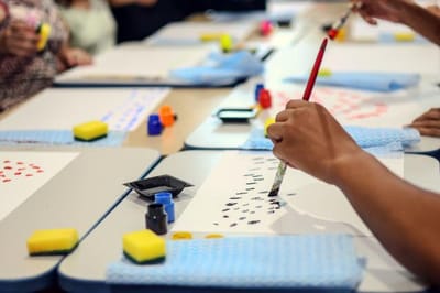 Prefeitura abre inscrições para oficina de pintura para surdos — 523
