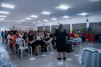 Escolas municipais da região de Cumbica debatem alfabetização e letramento em encontro integrado — 513