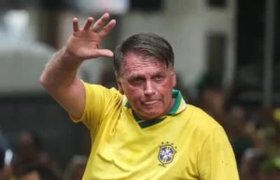 Ex-presidente Jair Bolsonaro é internado no RN após sentir dores de atentado de 2018 — ex presidente