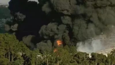 Incêndio de Grande Porte Atinge Indústria em Guarulhos — incendio de grande