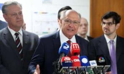 Alckmin diz que governo tentará acordo antes do prazo para tarifaço — alckmin diz que governo tentara acordo