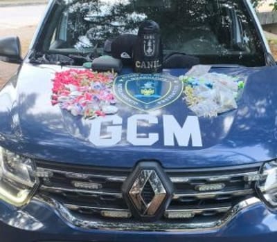 GCM apreende adolescente com 600 porções de drogas no Jardim Toscana — gcm apreende 4