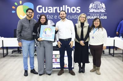 30 escolas de Guarulhos são premiadas por alfabetização — 506