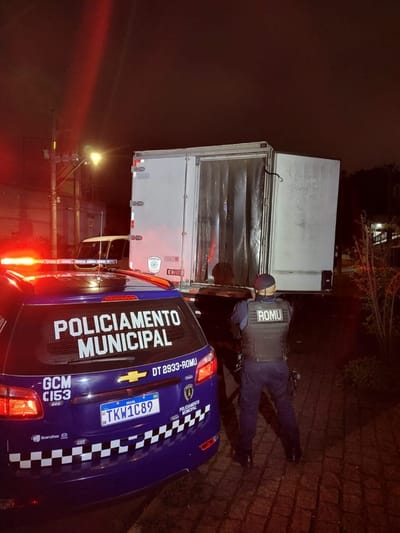 GCM Recupera Caminhão Roubado com Medicamentos no Jardim São Geraldo — 506
