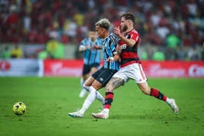 Flamengo Empata com Grêmio e Mantém Liderança no Brasileirão — flamengo empata com gremio e mantem