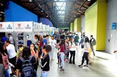 Feira do Estudante de Guarulhos trará simulador de voo com recrutadores do setor aéreo — 500