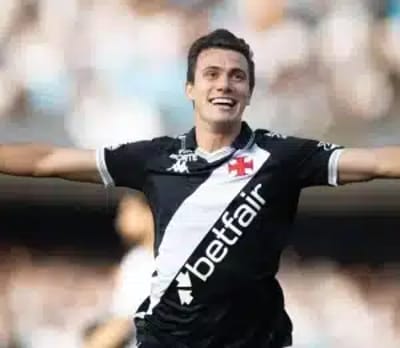 Santos Sofre a Maior Goleada da História para o Vasco: 6 a 0 no Morumbi