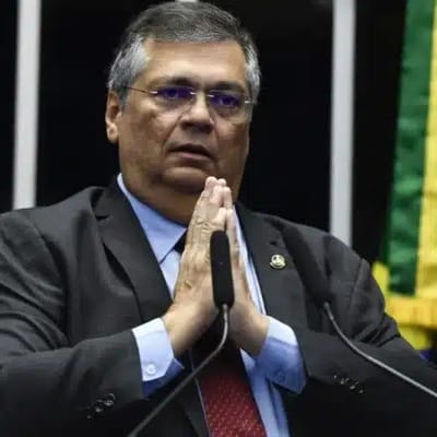 Flávio Dino Esclarece que Decisões e Leis Estrangeiras Não Têm Efeito Automático no Brasil — flavio dino esclarece
