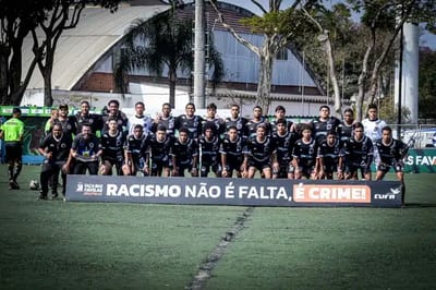 Time de Guarulhos Chega à Final da Taça das Favelas de SP — 13