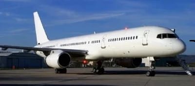 Avião sem Identificação da Força Aérea dos EUA Pousa em Guarulhos — 28