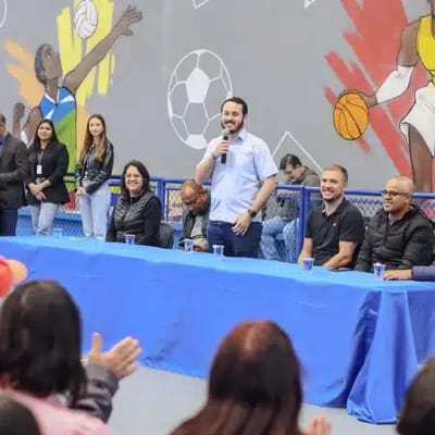 https://gazetanewsguarulhos.com.br/?p=9572&preview=true — entrega de titulos de