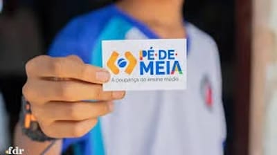 Pé-de-Meia Libera Sexta Parcela para Estudantes do Ensino Médio — pe de meia libera sexta parcela