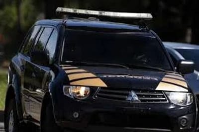 Polícia Federal Prende Agentes Públicos — 5