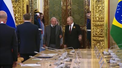 Lula e Putin Conversam por 40 Minutos sobre a Guerra na Ucrânia — 52