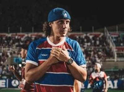 David Luiz Rescinde com Fortaleza e Retorna ao Futebol Europeu aos 38 Anos
