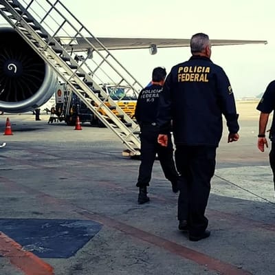 Mulher é Presa com Haxixe Avaliado em R$ 570 Mil no Aeroporto de Guarulhos — mulher e presa com haxixe avaliado