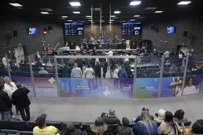 Câmara de Guarulhos Vota 110 Itens e Discute Plano Plurianual em Sessão Ordinária — 489
