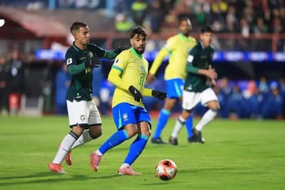 Eliminatórias: Brasil Sucumbe à Altitude e é Derrotado pela Bolívia em El Alto — 11