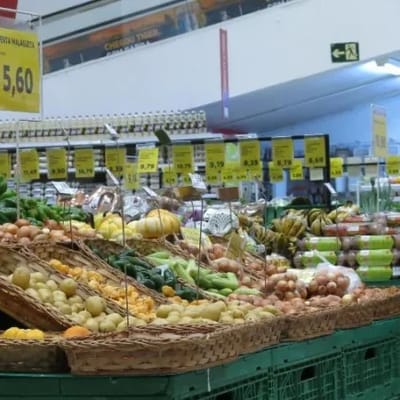 Comércio Varejista: Vendas Recuam e Registram Quarto Mês de Queda em Julho — comercio varejista vendas recuam e registram