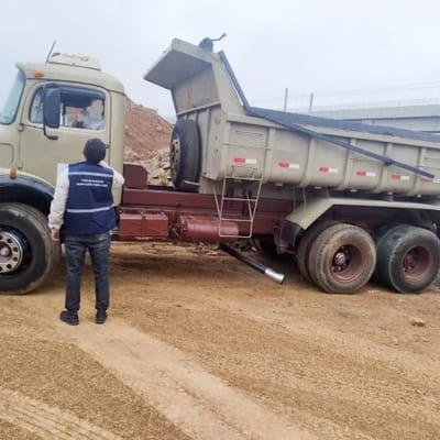 Guarulhos Enfrenta Descarte Irregular de Resíduos com Multas Milionárias — guarulhos enfrenta descarte irregular de residuos