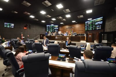Câmara de Guarulhos Vota Projetos Focados em Fibromialgia e Saúde Mental — 485
