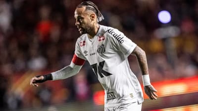 Neymar Deve Jogar Contra o Atlético-MG Apesar de Ressalvas ao Gramado Sintético da Arena MRV — 11
