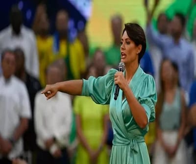 Michelle Bolsonaro se Pronuncia Após Condenação do Marido: "Querem Apagar Sua Voz" — 49