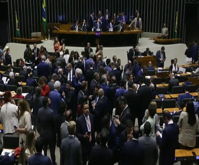Câmara Aprova Isenção de IR para Renda de Até R$ 5 Mil; Medida Segue para o Senado — 48
