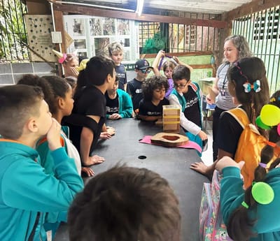 Estudantes de Guarulhos Mergulham em Passeio Educativo Sobre Mudanças Climáticas e Sustentabilidade no Bosque Maia