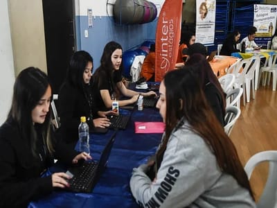 CEU Pimentas Recebe Mutirão +Estágios e Encaminha Mais de 300 Estudantes para Vagas Remuneradas — ceu pimentas recebe mutirao estagios