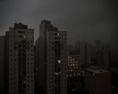 Mais de 45 Mil Imóveis Sem Luz em São Paulo Após Fortes Chuvas; ENEL em Foco — direitos humano