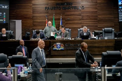 Câmara de Guarulhos aprova "Semana Maria da Penha na Escola" e avança com Censo Municipal — 68