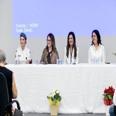 Mês da Mulher: Circuito de Bem-Estar da Prefeitura lota universidade em Guarulhos com serviços e 500 vagas de emprego — 66
