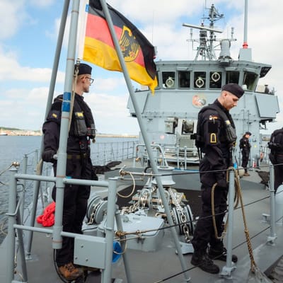 france britain and other countries say they ll send ships to the strait of hormu 1781618509997 — 45