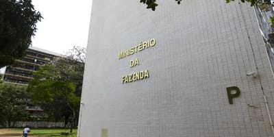 governo-central-registra-superavit-de-r-10-8-bilhoes-em-julho — 54