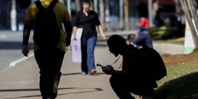 percentual-de-jovens-nem-nem-no-brasil-cai-para-22-4-em-2024 — 72