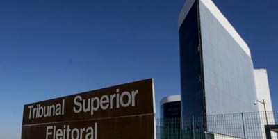 tse-rejeita-acao-do-pt-contra-video-de-bolsonaro-feito-por-ia — 52