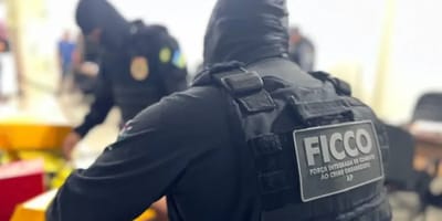 procurador-do-rio-defende-asfixia-financeira-contra-crime-organizado — 41