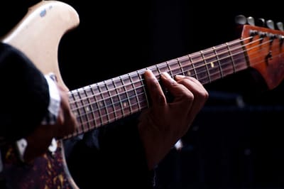 guitarristas-do-conservatorio-de-guarulhos-promovem-encontro-gratuito-de-guitarr — 171