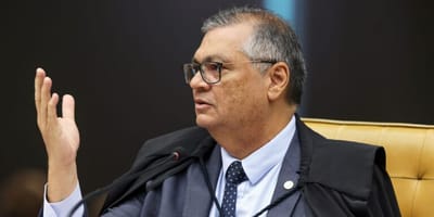 dino-determina-fim-do-sigilo-de-investigacoes-sobre-o-filme-dark-horse — 44