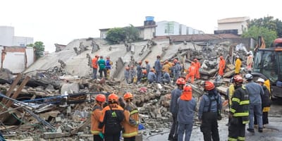 chuvas-na-grande-sao-paulo-deixam-oito-mortos-e-um-desaparecido — 12