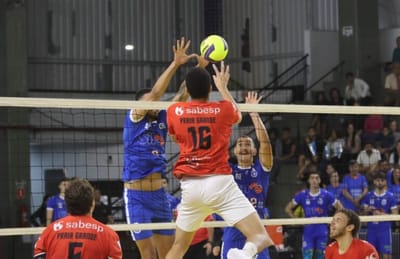 volei-guarulhos-perde-para-praia-grande-e-segue-sem-vencer-no-paulista — 4