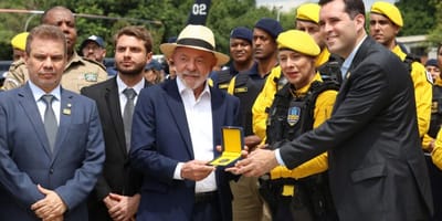 lula-rebate-trump-e-defende-retomada-de-territorios-no-rio — 40