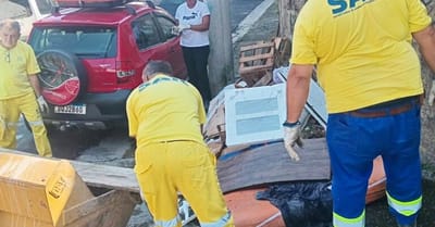 prefeitura-de-guarulhos-remove-lixo-de-diversas-ruas-do-taboao — 117