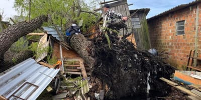 temporais-no-rs-deixam-quatro-mortos-e-mais-de-527-mil-afetados — 108